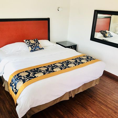 Norwalk Inn & Suites المظهر الخارجي الصورة